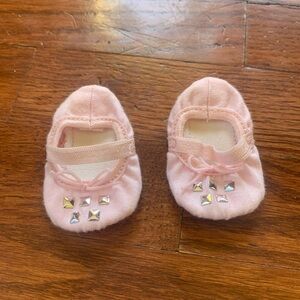 American Girl Isabelle Dance Case Slippers
